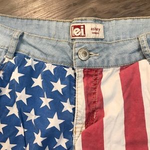 lei Shorts - L.E.I. Vintage American flag shorts πΊπΈ lei Shorts - L.E.I. Vintage American flag shorts πΊπΈ